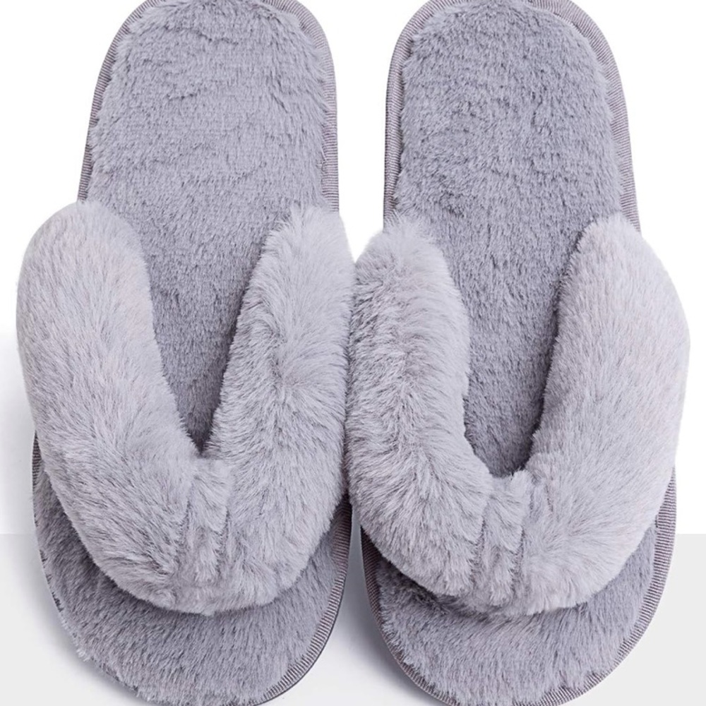 Memory Foam Fuzzy Flip Flop slippers